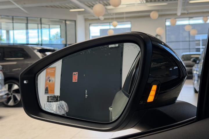 Grøn Skoda Elroq fra 2026