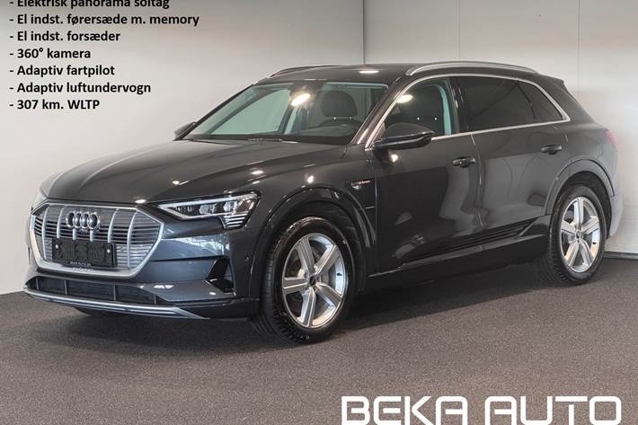 Grå Audi e-tron fra 2022