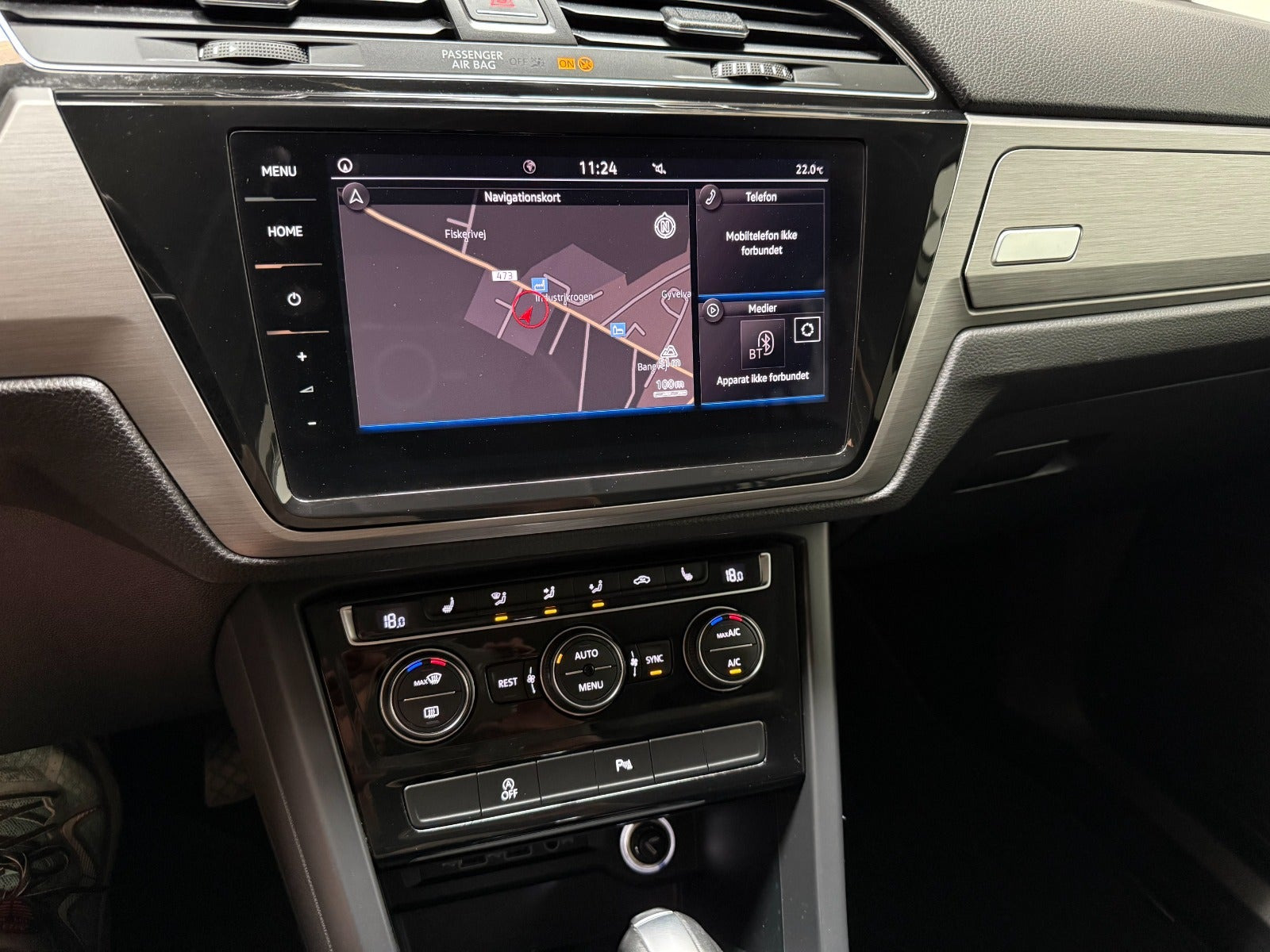 Hvid VW Touran fra 2020