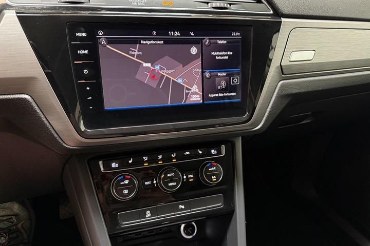 Hvid VW Touran fra 2020