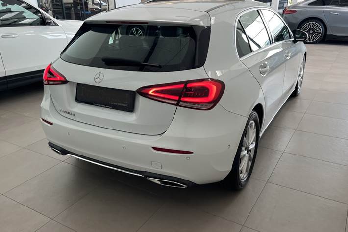 Hvid Mercedes A200 d fra 2020