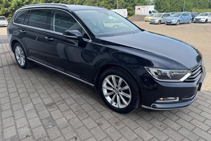 Sort VW Passat fra 2019