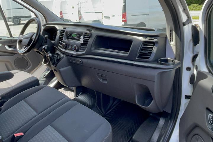 Hvid Ford Transit Custom Van fra 2018