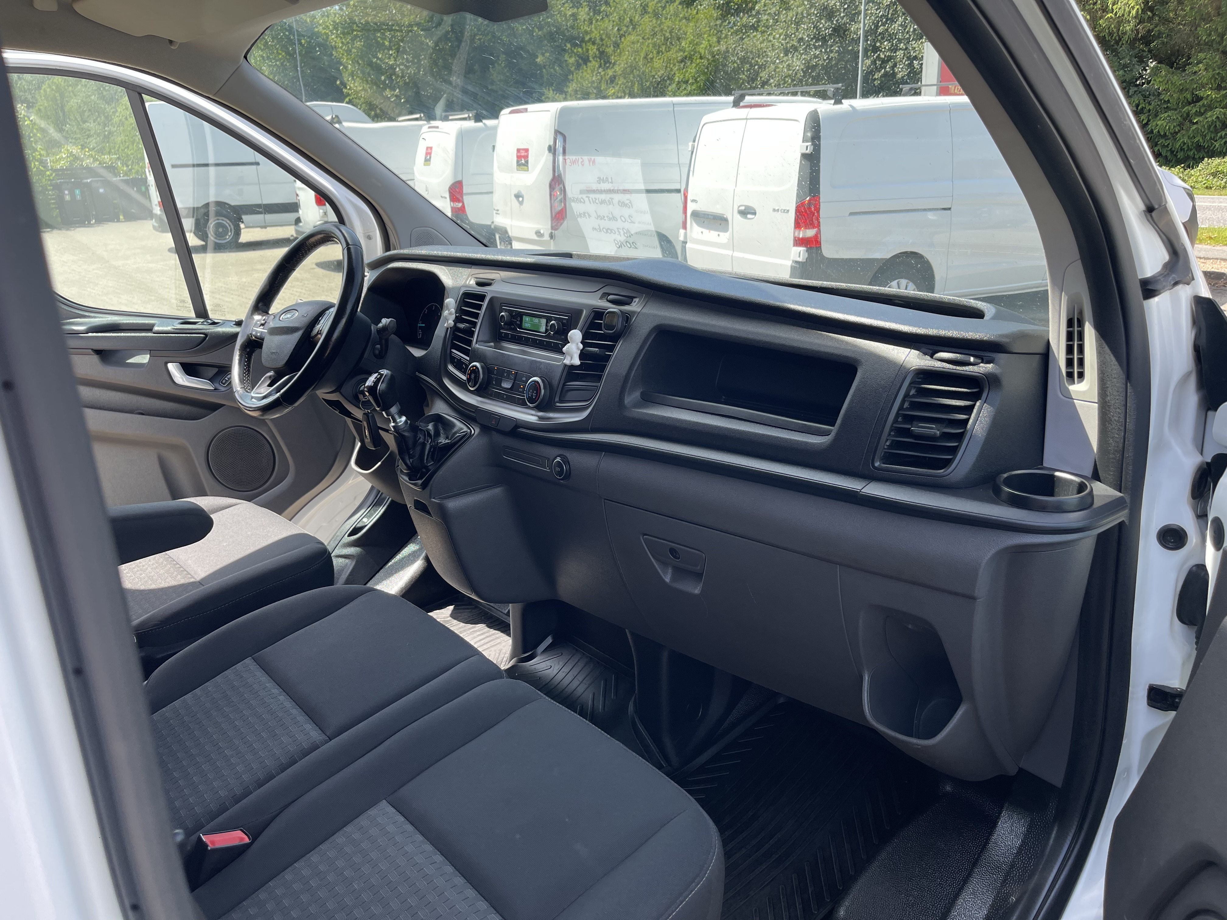 Hvid Ford Transit Custom Van fra 2018