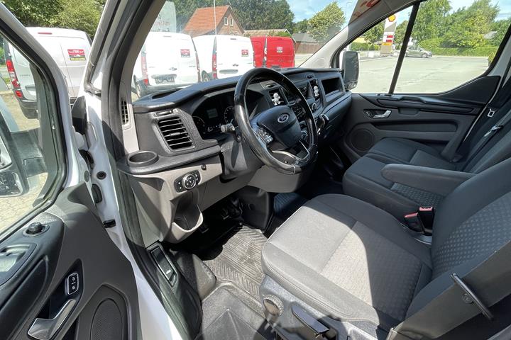 Hvid Ford Transit Custom Van fra 2018