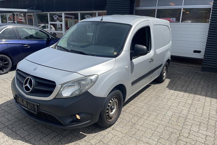 Sølv Mercedes Citan fra 2012