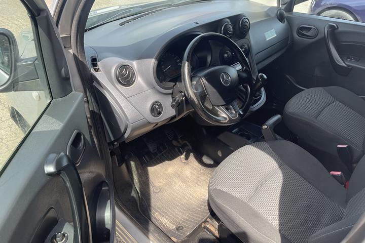Sølv Mercedes Citan fra 2012