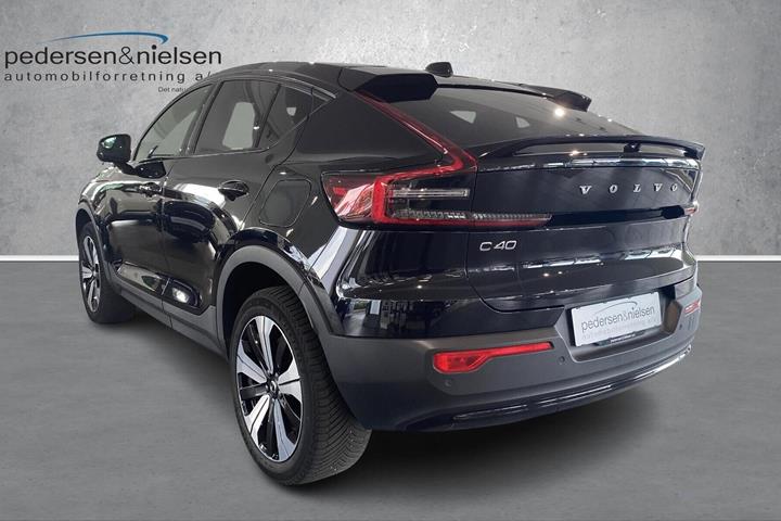 Sort Volvo C40 fra 2023