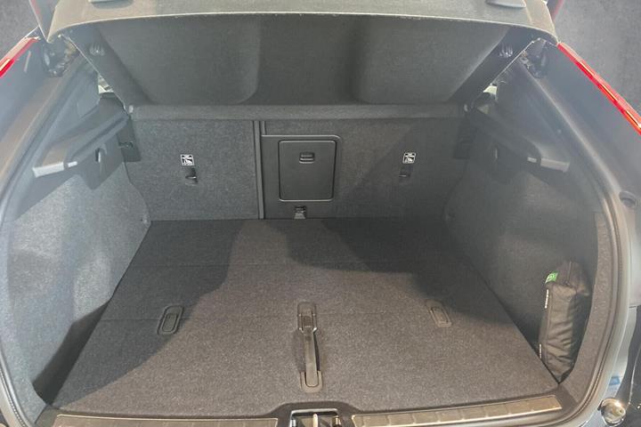 Sort Volvo C40 fra 2023
