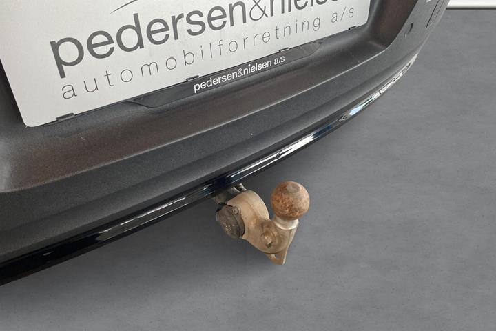 Sort Volvo C40 fra 2023