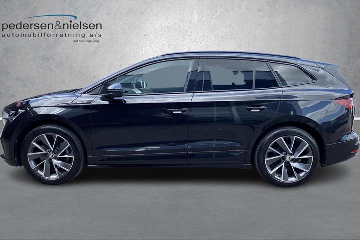 Sort Skoda Enyaq fra 2022