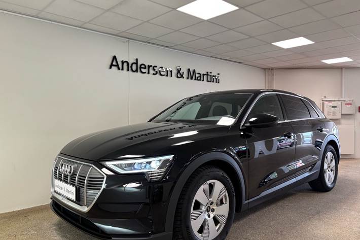 Sort Audi e-tron fra 2022