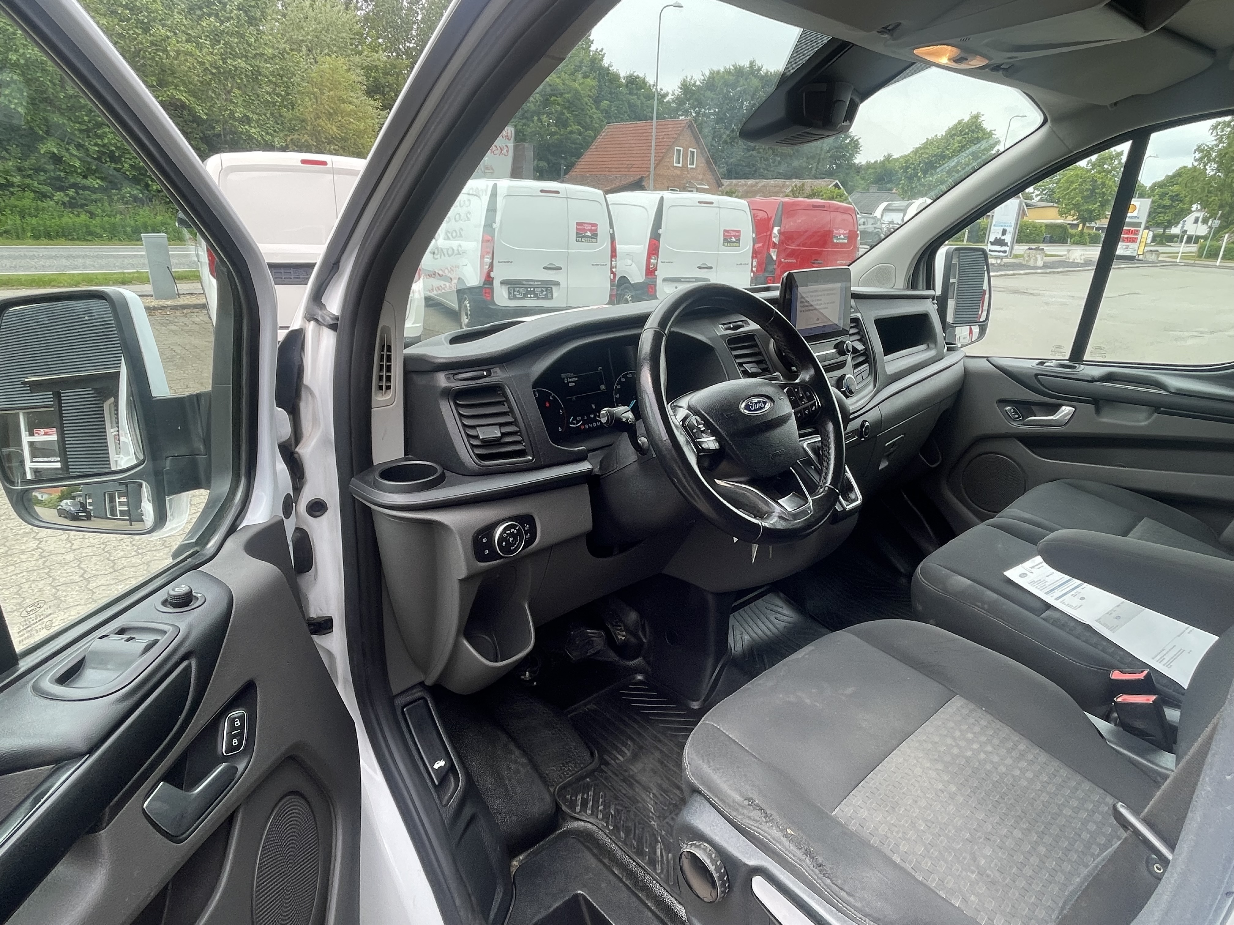 Hvid Ford Transit Custom Van fra 2019