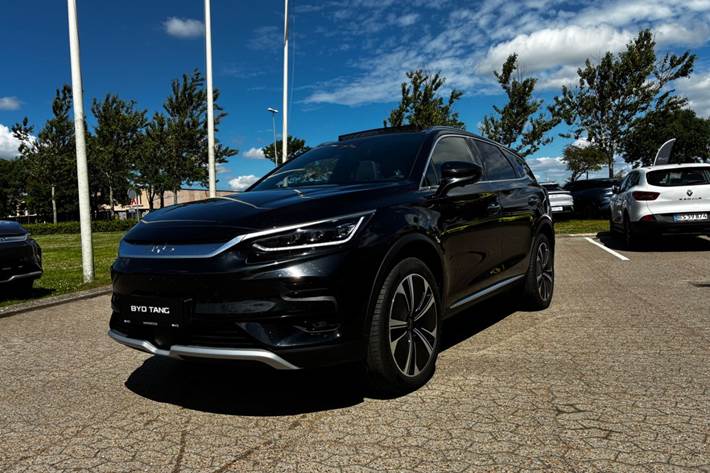 Sort BYD Tang fra 2024
