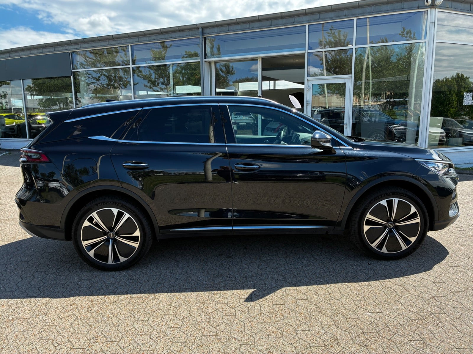 Sort BYD Tang fra 2024
