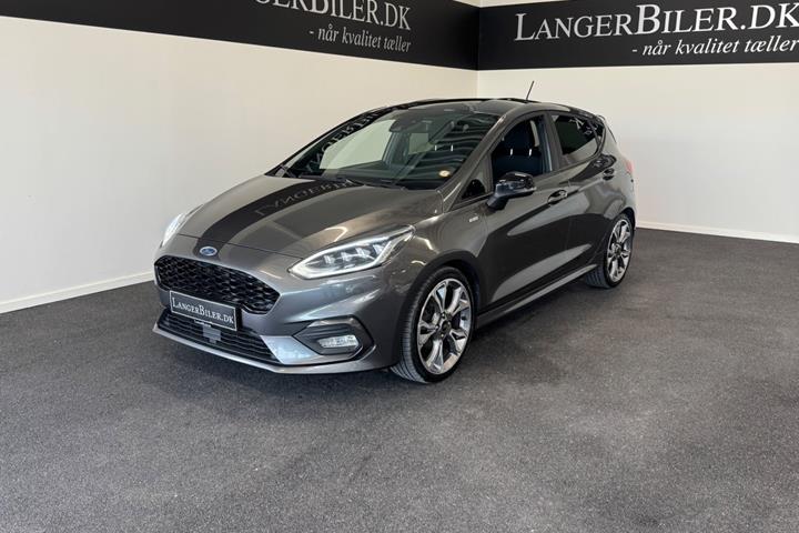 Grå Ford Fiesta fra 2019 set udefra