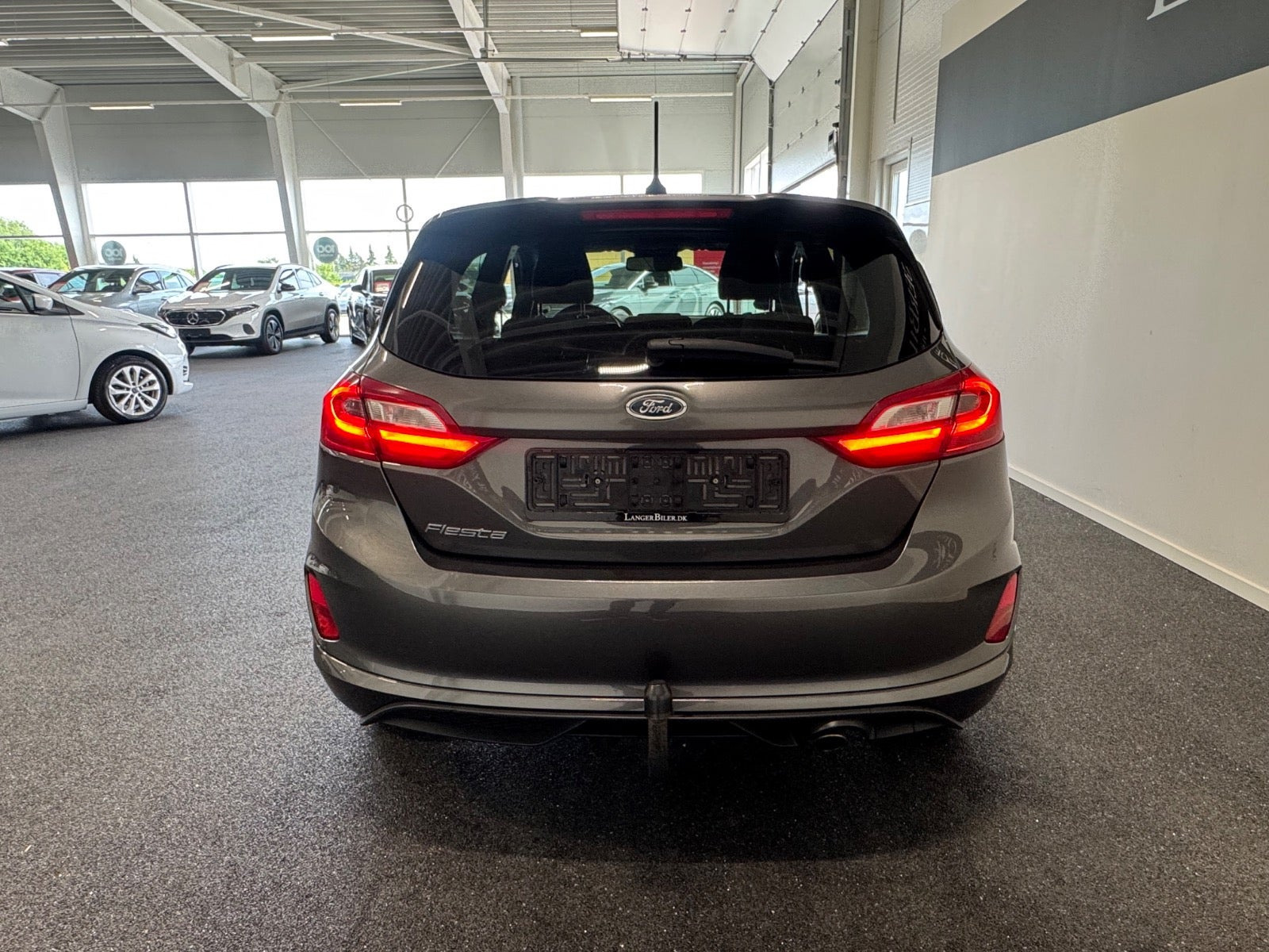 Grå Ford Fiesta fra 2019