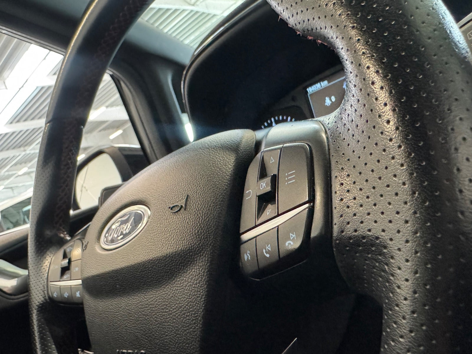 Grå Ford Fiesta fra 2019