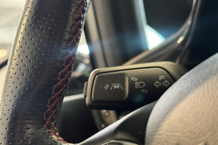 Grå Ford Fiesta fra 2019