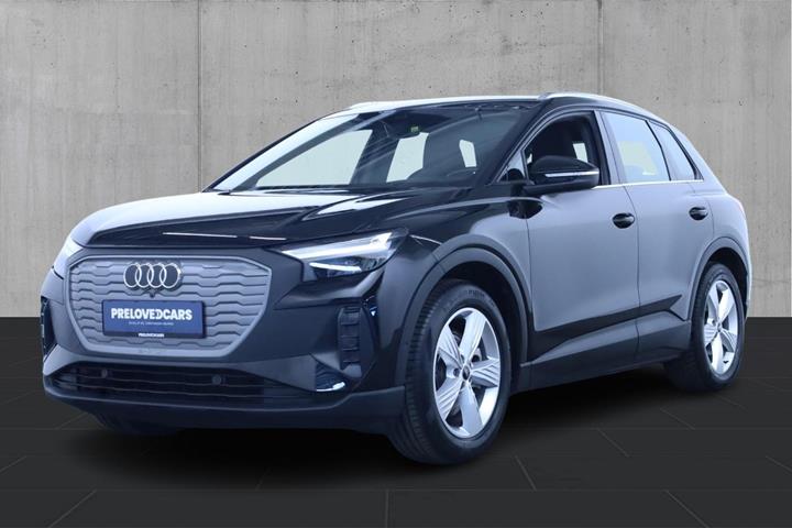 Sort Audi Q4 e-tron fra 2021 set udefra