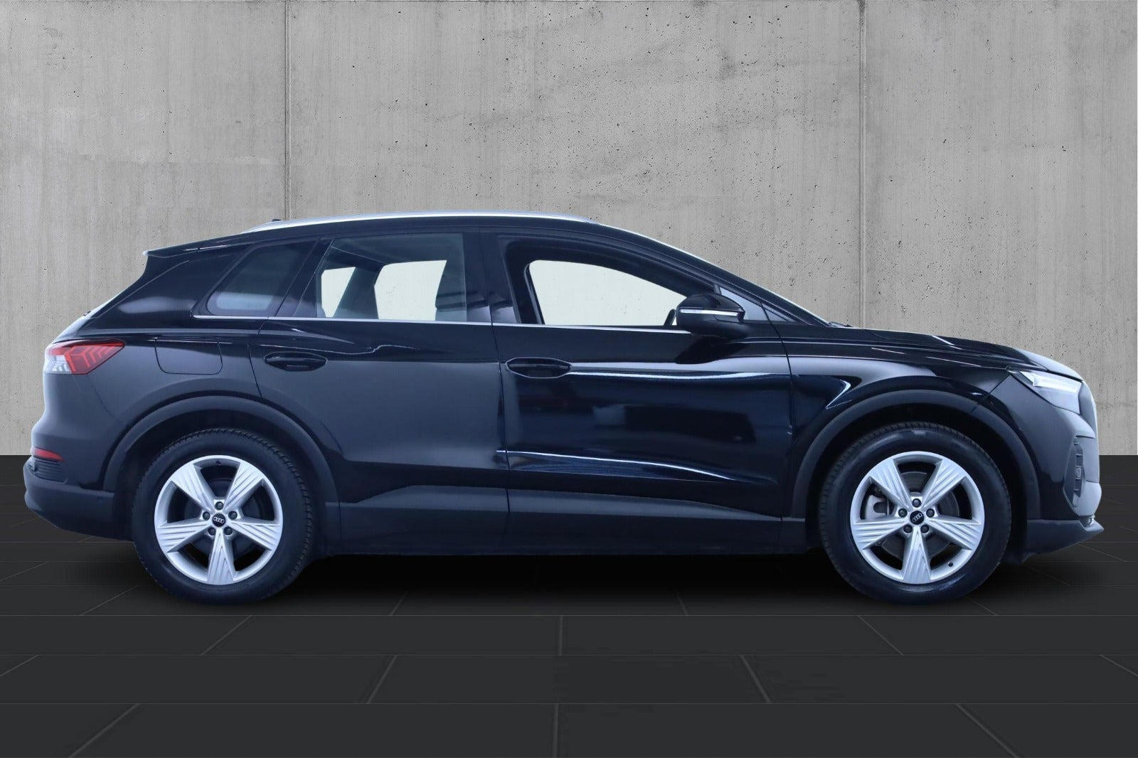 Sort Audi Q4 e-tron fra 2021