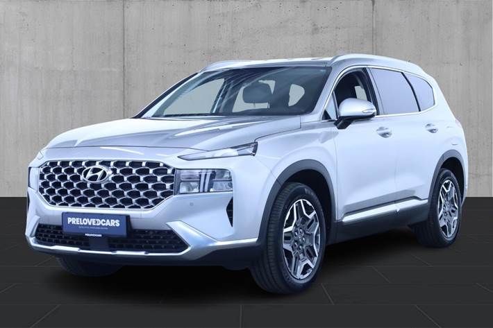 Grå Hyundai Santa Fe fra 2021
