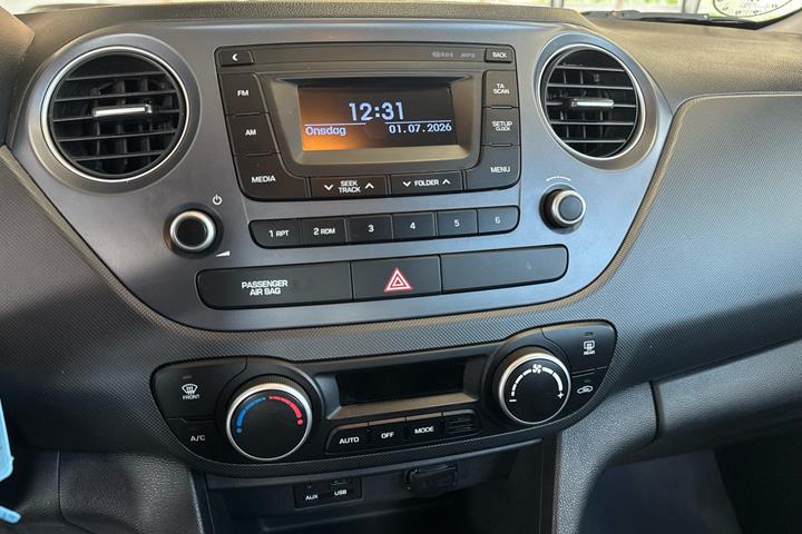 Sort Hyundai i10 fra 2017