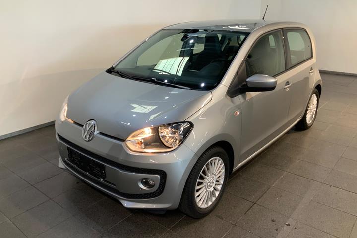 Sølv VW UP! fra 2016 set udefra