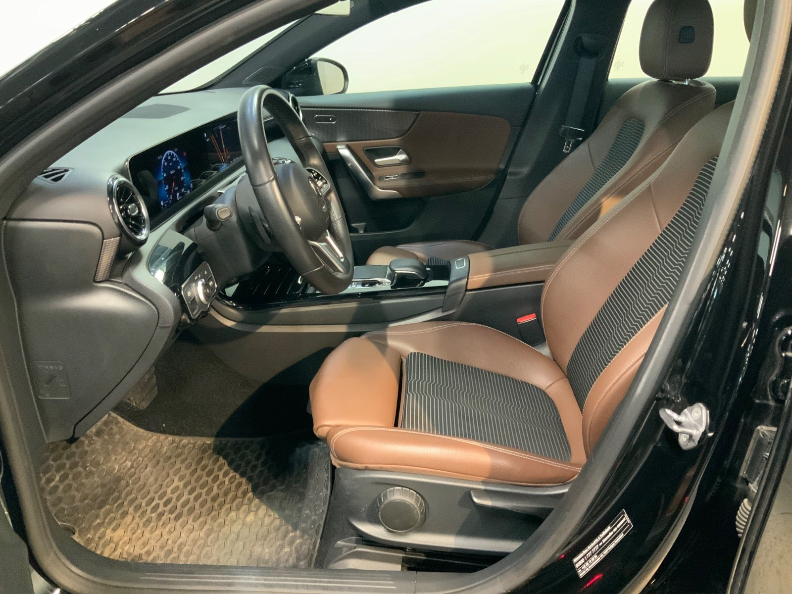 Sort Mercedes A200 fra 2019