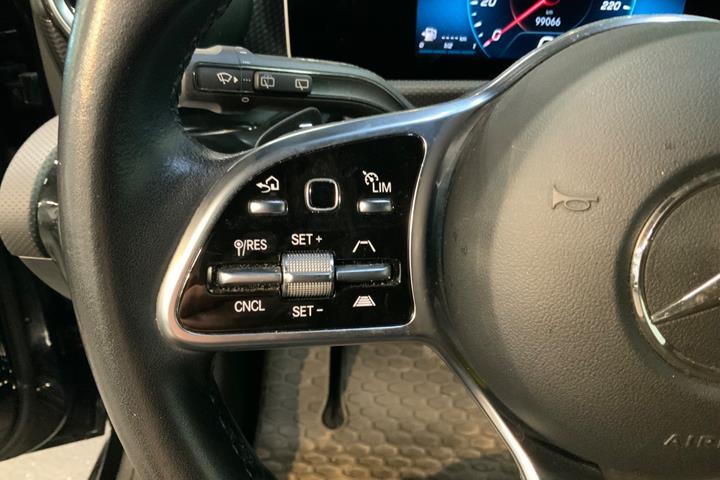 Sort Mercedes A200 fra 2019