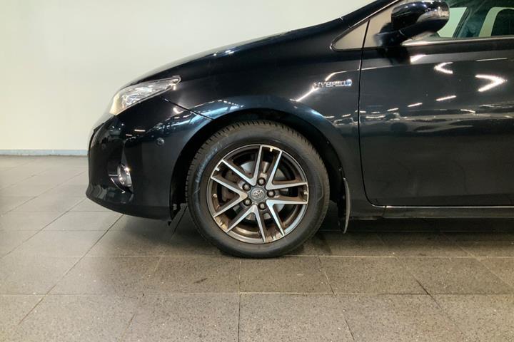 Sort Toyota Auris fra 2014