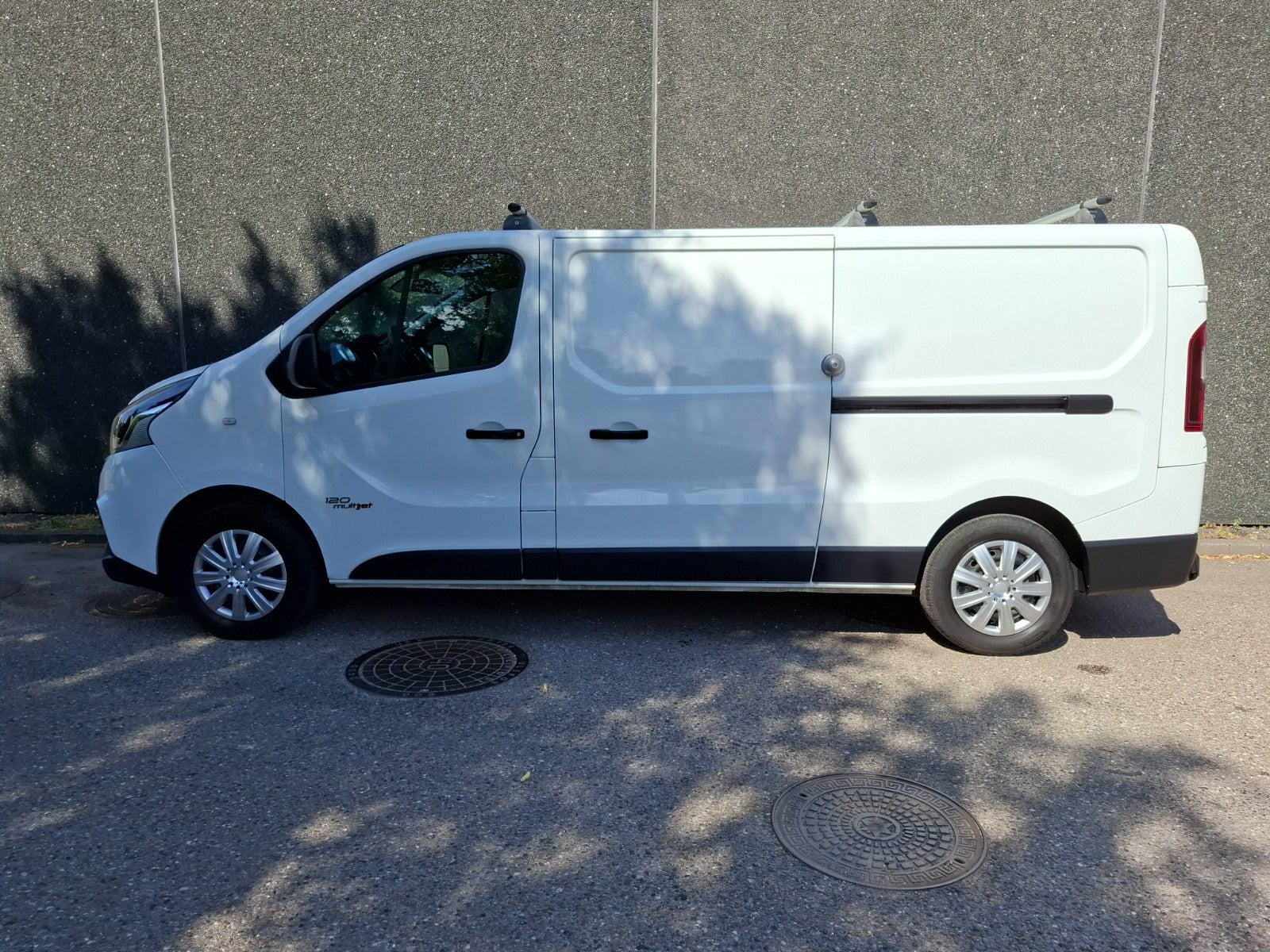 Hvid Fiat Talento fra 2016