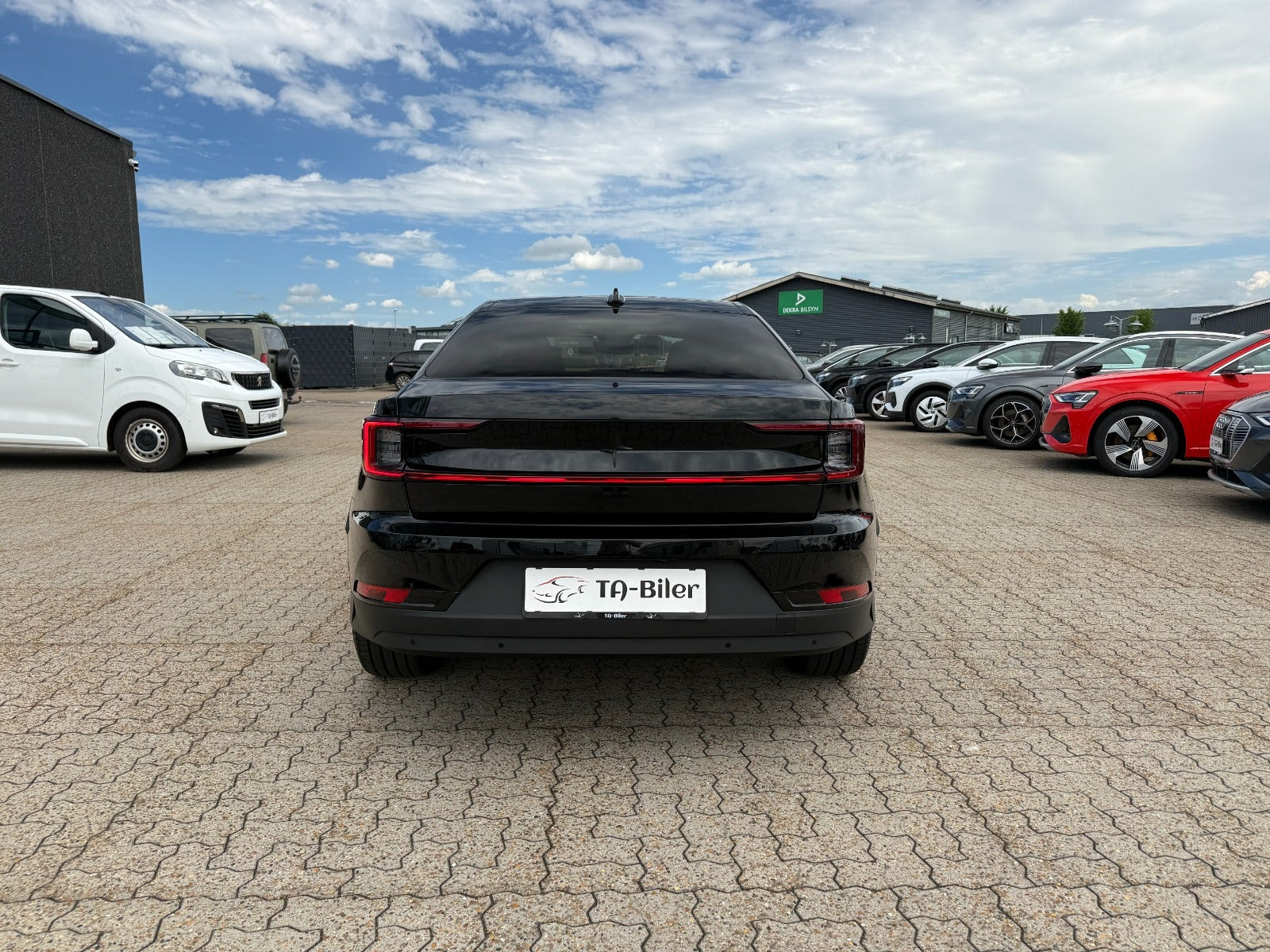 Sort Polestar 2 fra 2021