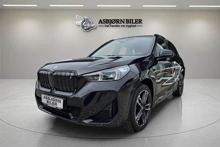 Sort BMW iX1 fra 2023