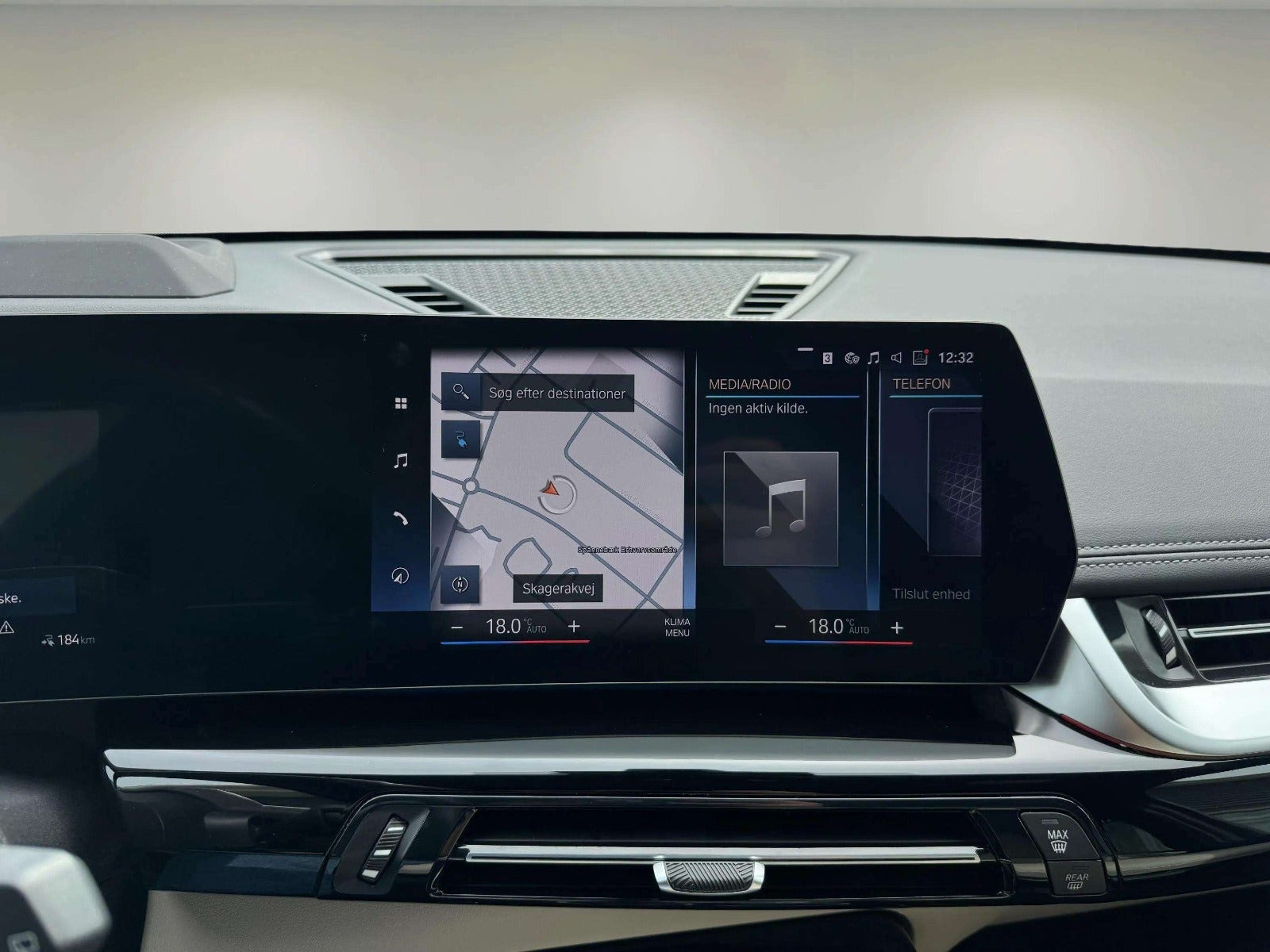 Sort BMW iX1 fra 2023