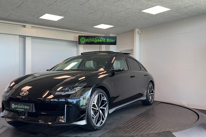Sort Hyundai Ioniq 6 fra 2023 set udefra