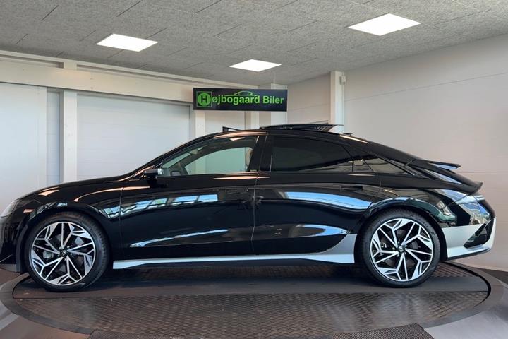 Sort Hyundai Ioniq 6 fra 2023