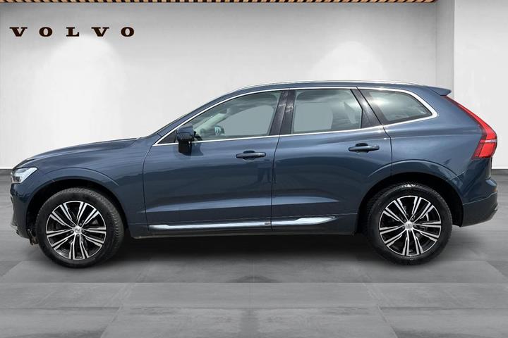 Blå Volvo XC60 fra 2022