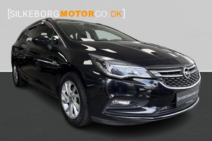 Sort Opel Astra fra 2016