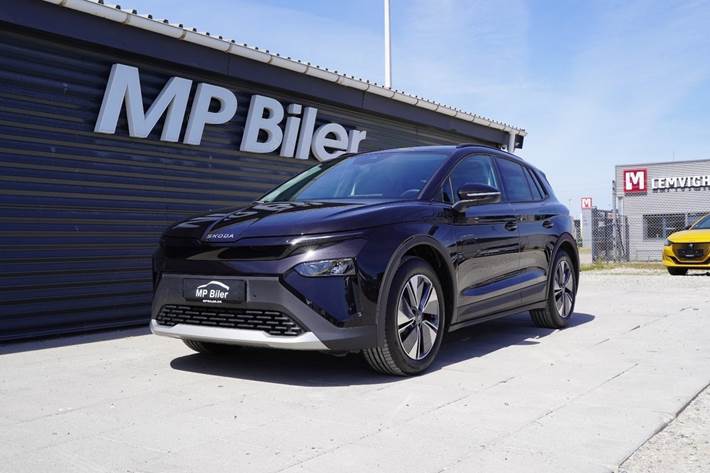 Sort Skoda Elroq fra 2026 set udefra