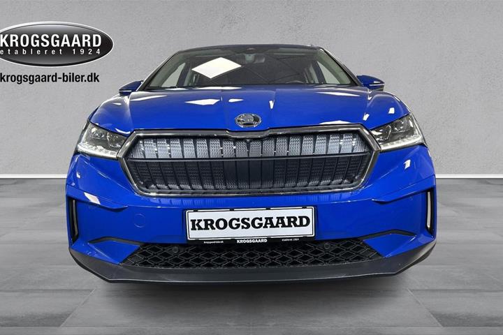 Blå Skoda Enyaq fra 2021