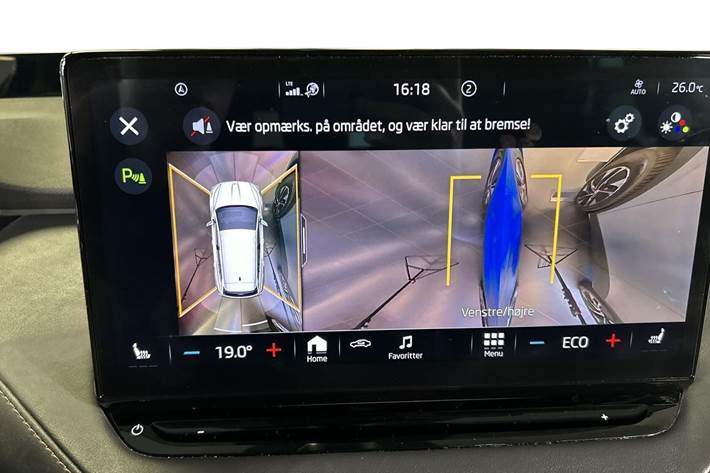 Blå Skoda Enyaq fra 2021