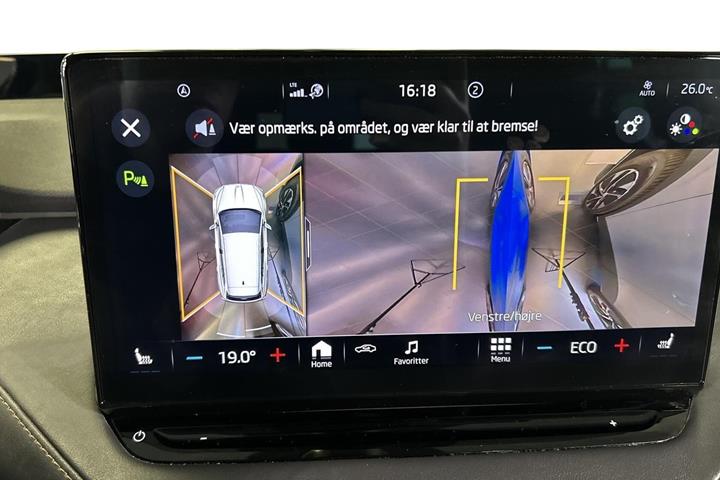 Blå Skoda Enyaq fra 2021