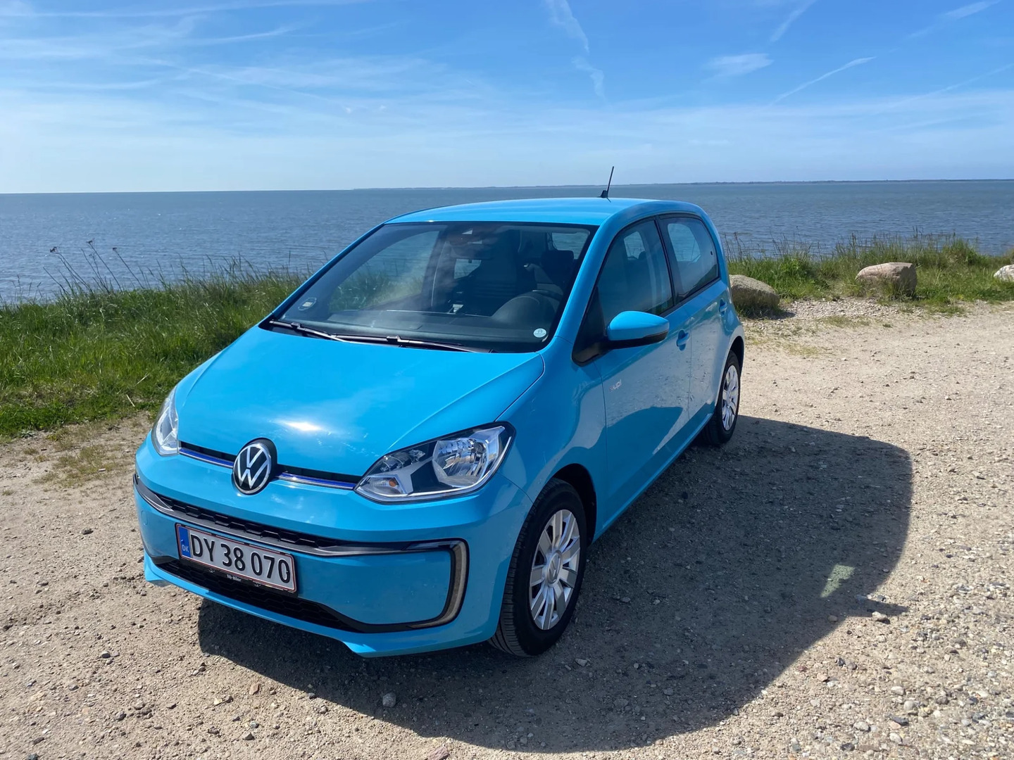 Blå VW E-UP! fra 2020