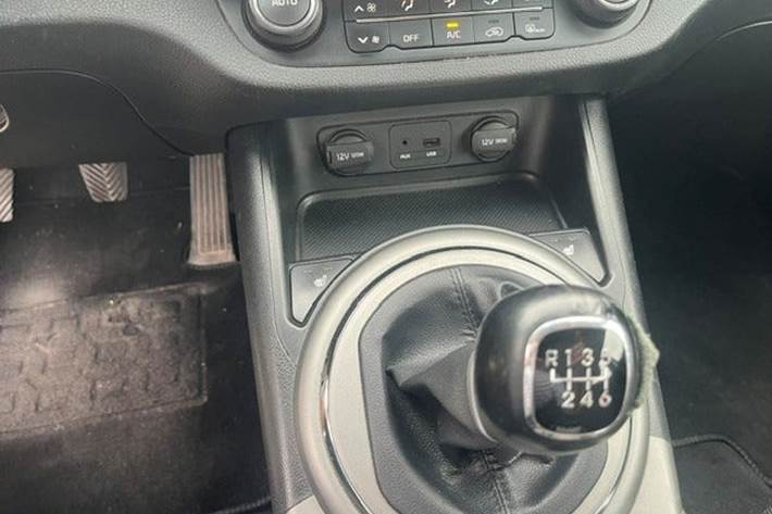 Sort Kia Sportage fra 2014