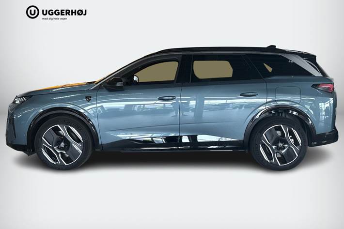 Blå Peugeot e-5008 fra 2025