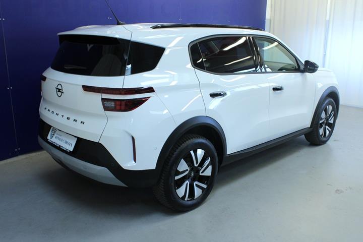 Hvid Opel Frontera fra 2026