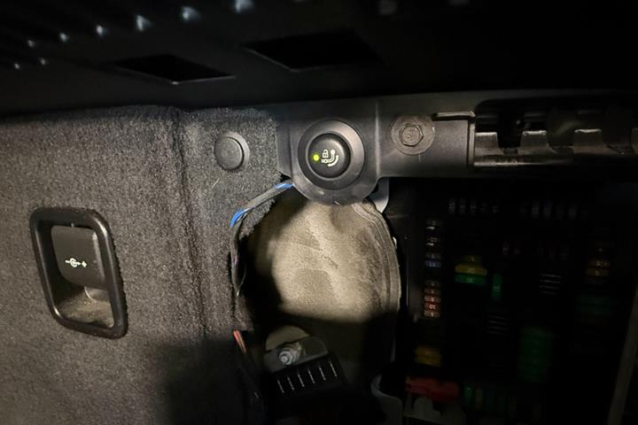 Hvid BMW X6 fra 2017