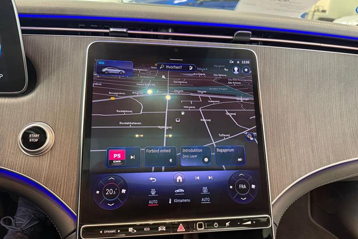 Sort Mercedes EQE350+ fra 2023