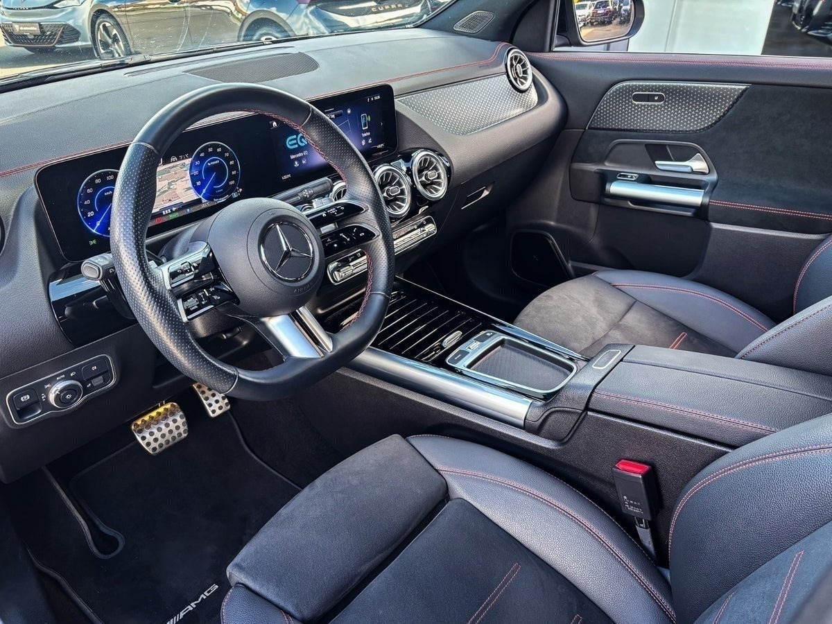 Sort Mercedes EQA250+ fra 2024
